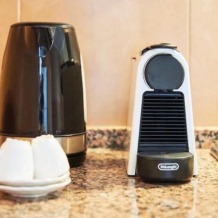Spacious And Renovated Apartment With Amazing Patio, By Timecooler Lisboa Ngoại thất bức ảnh