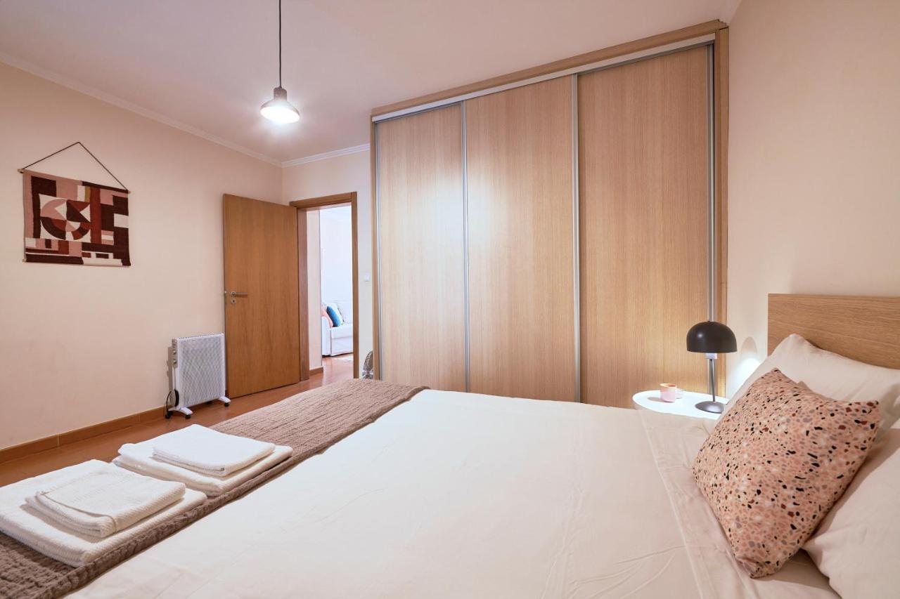 Spacious And Renovated Apartment With Amazing Patio, By Timecooler Lisboa Ngoại thất bức ảnh