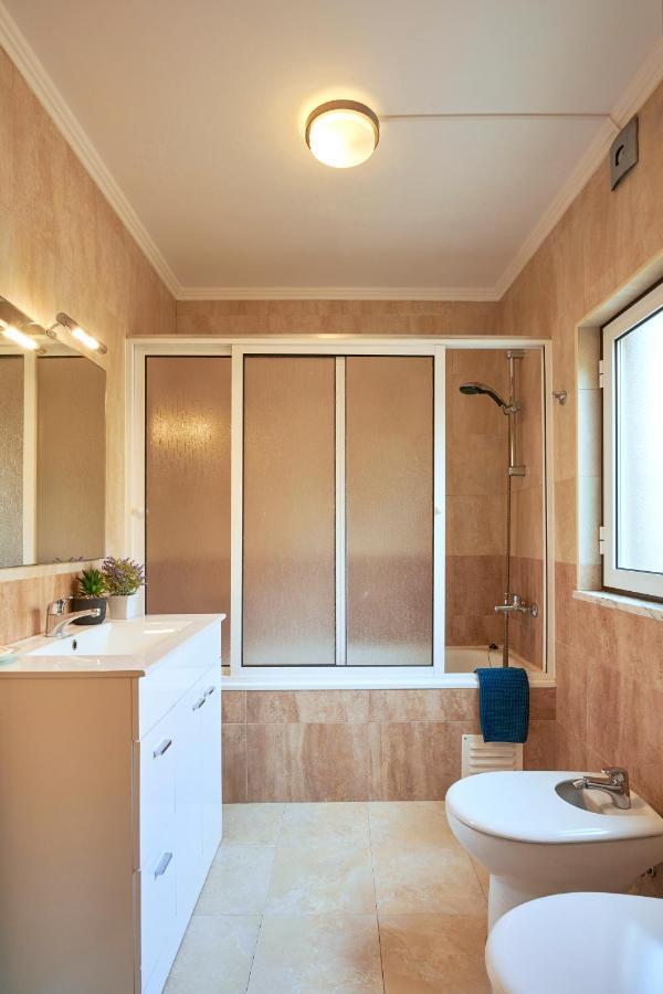 Spacious And Renovated Apartment With Amazing Patio, By Timecooler Lisboa Ngoại thất bức ảnh